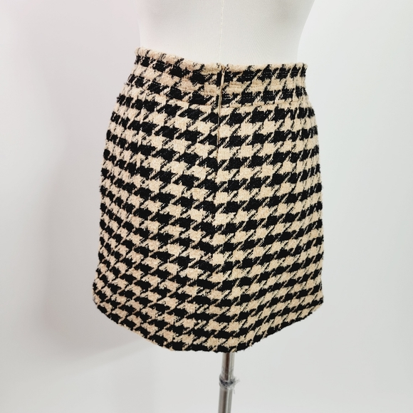 Elodie Houndstooth Mini Skirt Size Small - Picture 4 of 6